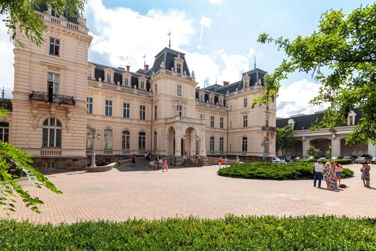 Avangard Kopernyka Apartment Lviv Bagian luar foto